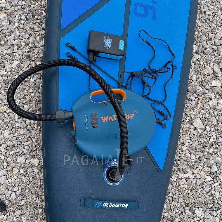 Pompa elettrica WATTSUP Swift 12V con batteria fino a 20PSI per SUP e kayak gonfiabili